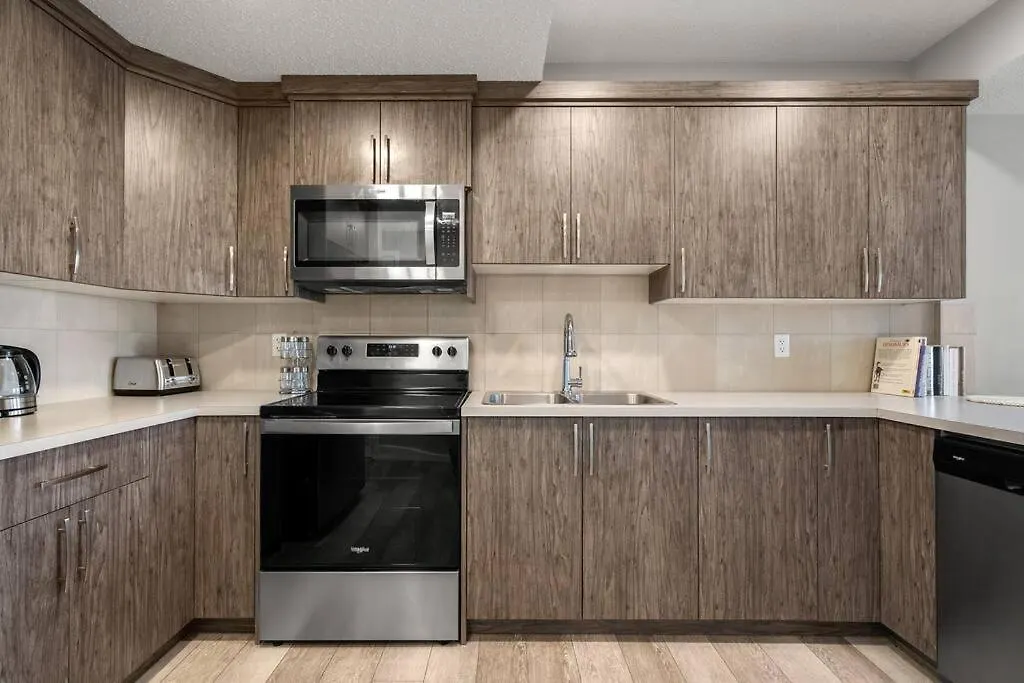 Apartament Modern Basement Gem: 2 Bedroom Retreat Calgary Kanada